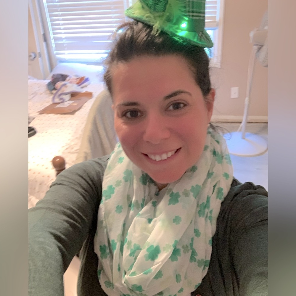 Meet your Posher, Chrissy Q